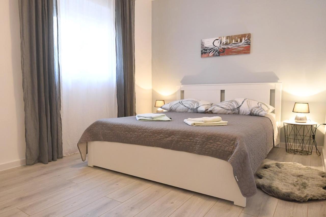 Apartment Karla ซาดาร์ ภายนอก รูปภาพ